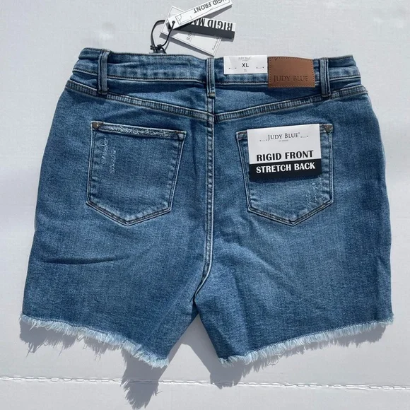 Judy Blue High Waist Distressed Denim Shorts XL NWT - Picture 2 of 7